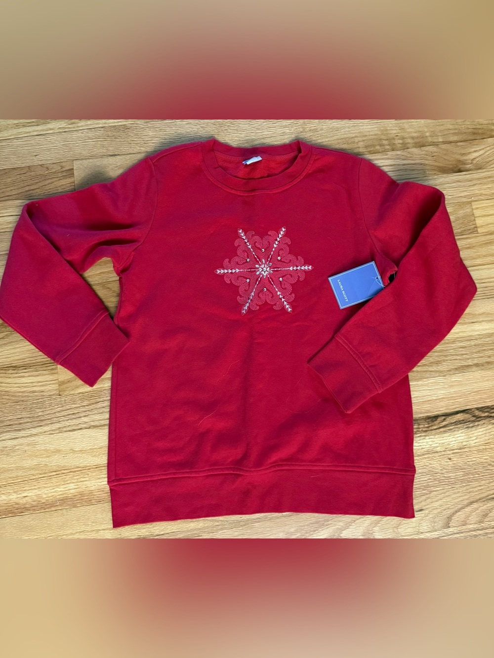 Women small snowflake sweatshirt new
